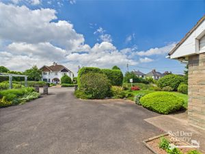 Drive- click for photo gallery